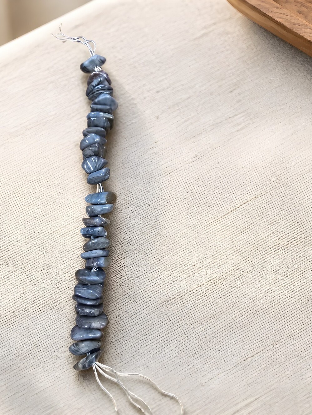 Grey Banded Agate.28 Chip's